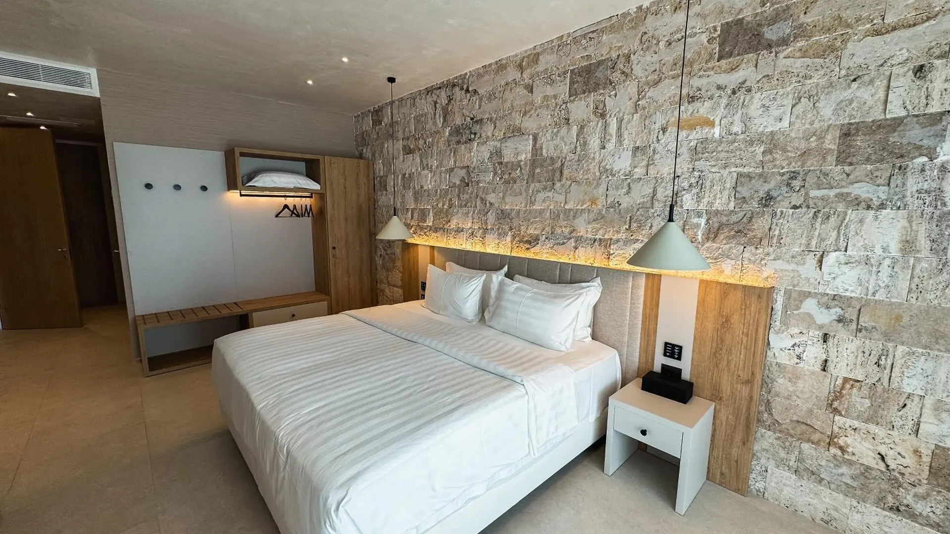 Drymades Inn Resort Dhermi 0*,  Albania