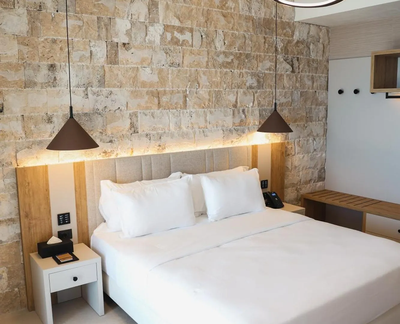 Drymades Inn Resort Dhermi 0*,  Albania